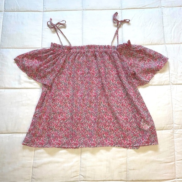 H&M Flowey Off Shoulder Top Neck Detail Tie Up Shoulder Detail | Pink w/Flowers - Picture 3 of 5